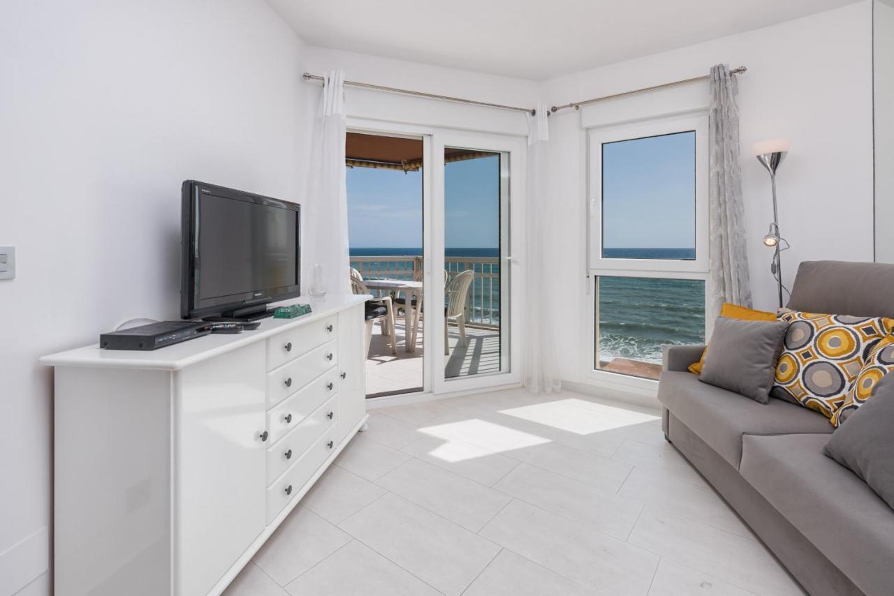 Wintowinrentals Relax & Frontal Sea View In Fuengirola Kültér fotó